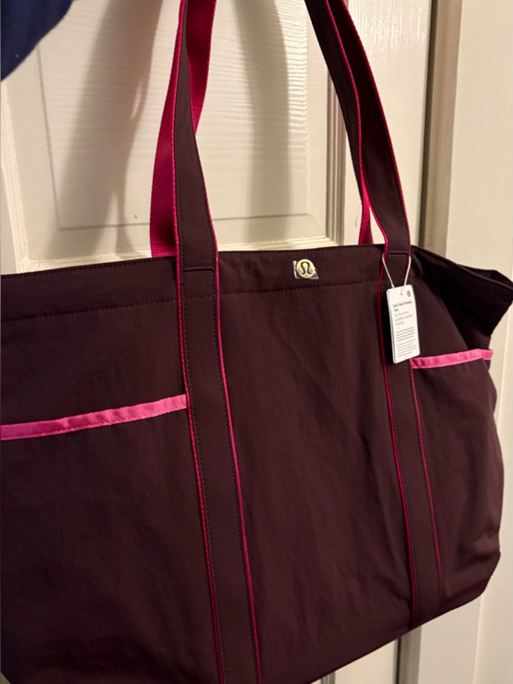 Lululemon Daily Multi-Pocket Tote - chocolate with Bright Pink NWT